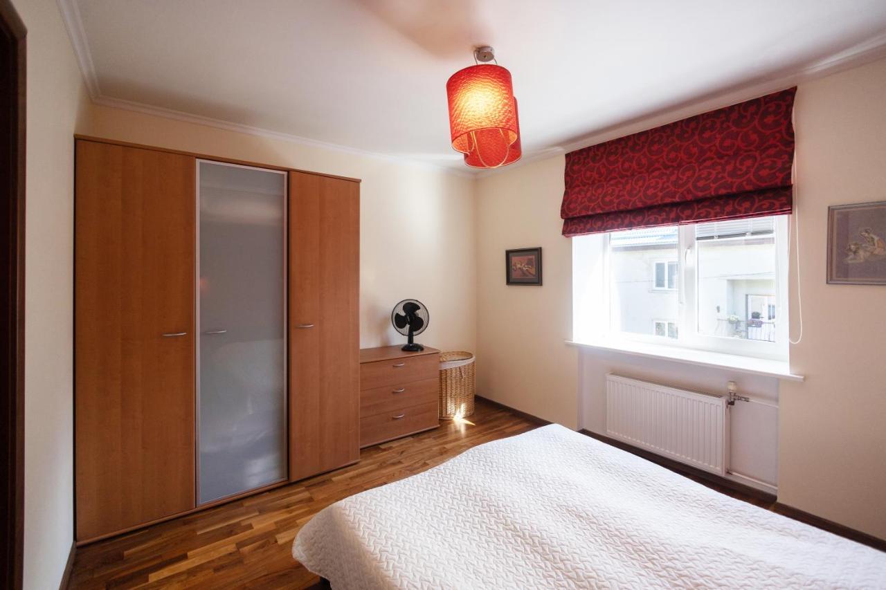 Revalia T1 Airport-bus Station One-bedroom Appartamento *